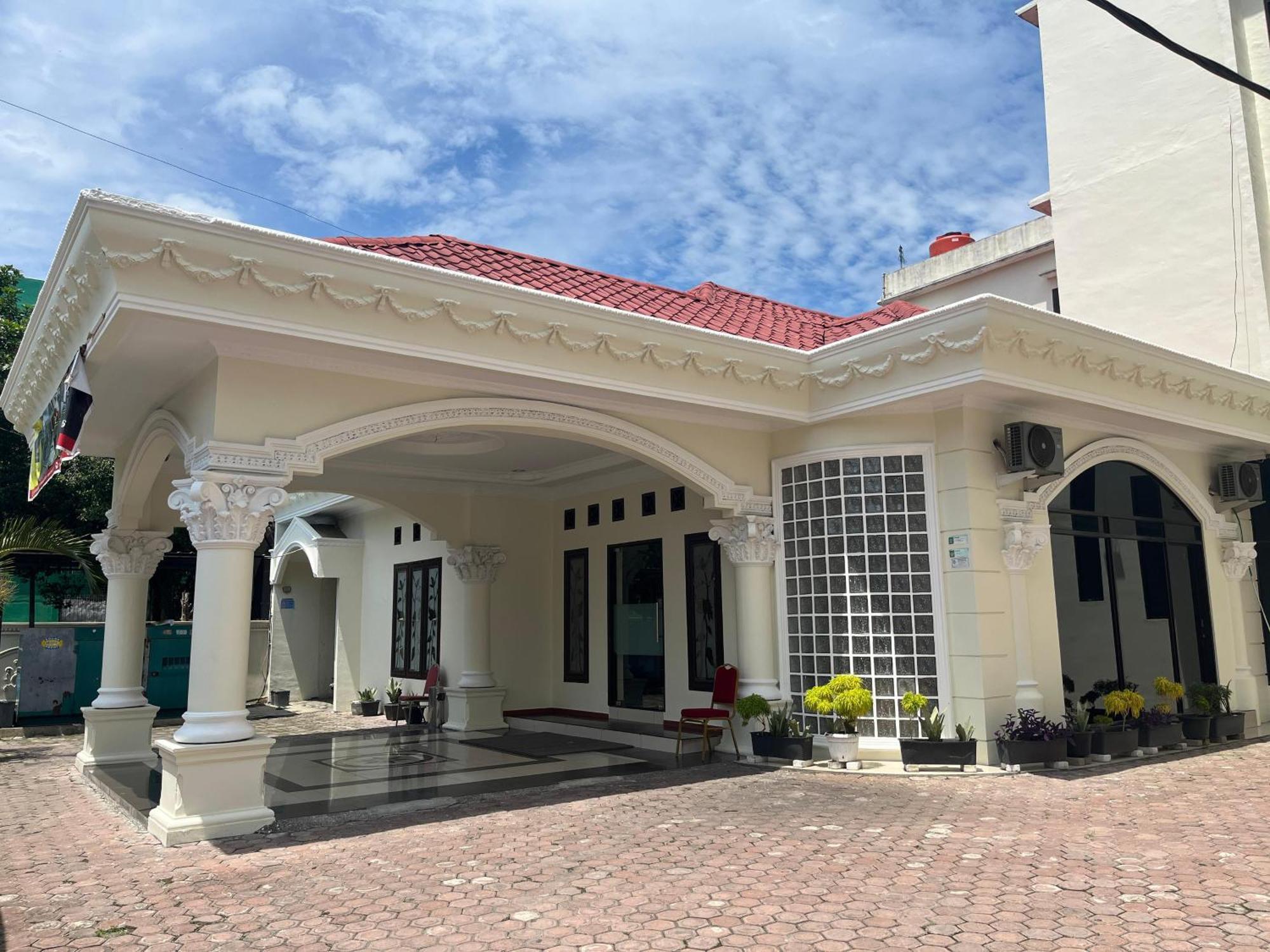 De Nusantara Hotel Syariah Medan Exterior foto