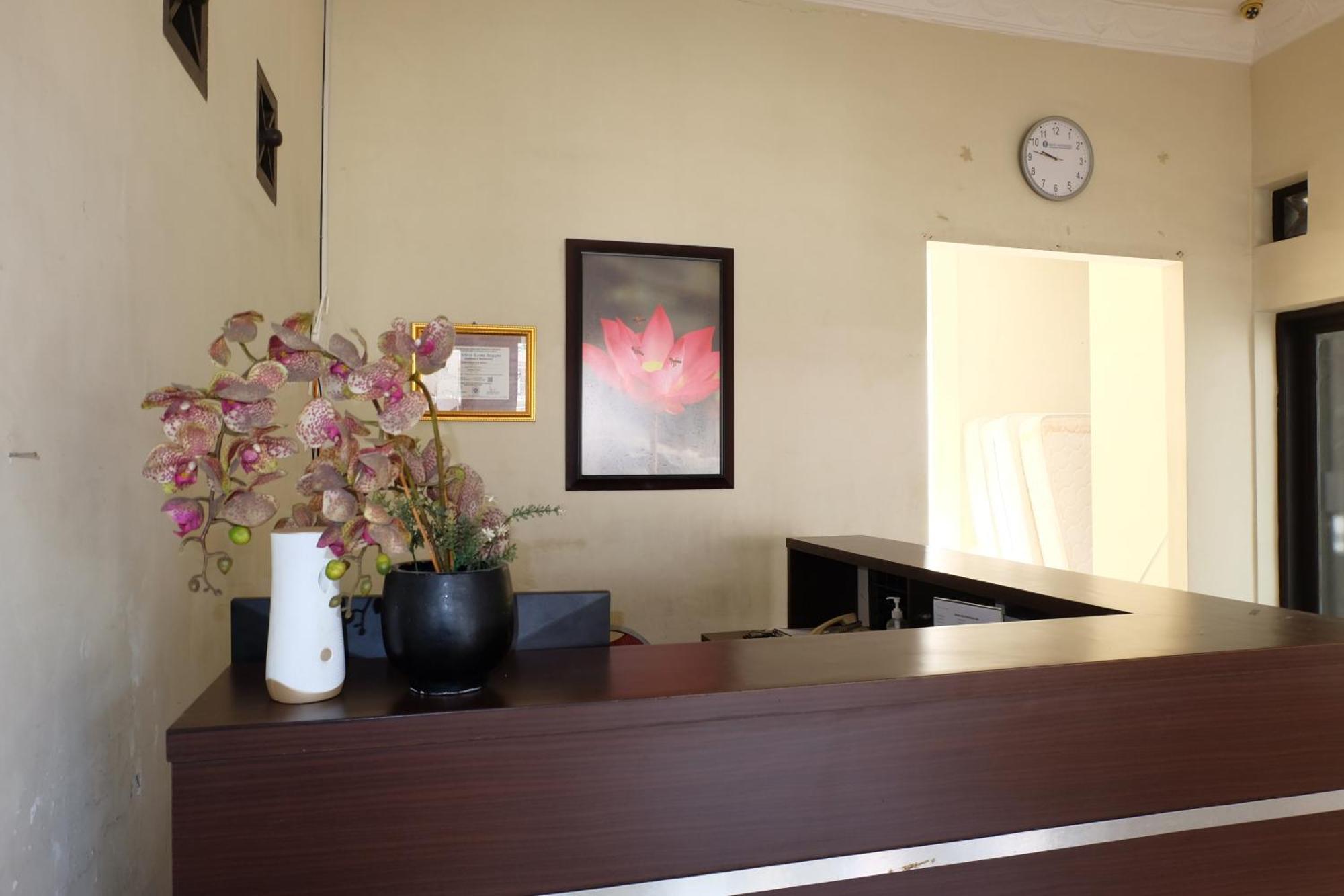 De Nusantara Hotel Syariah Medan Exterior foto